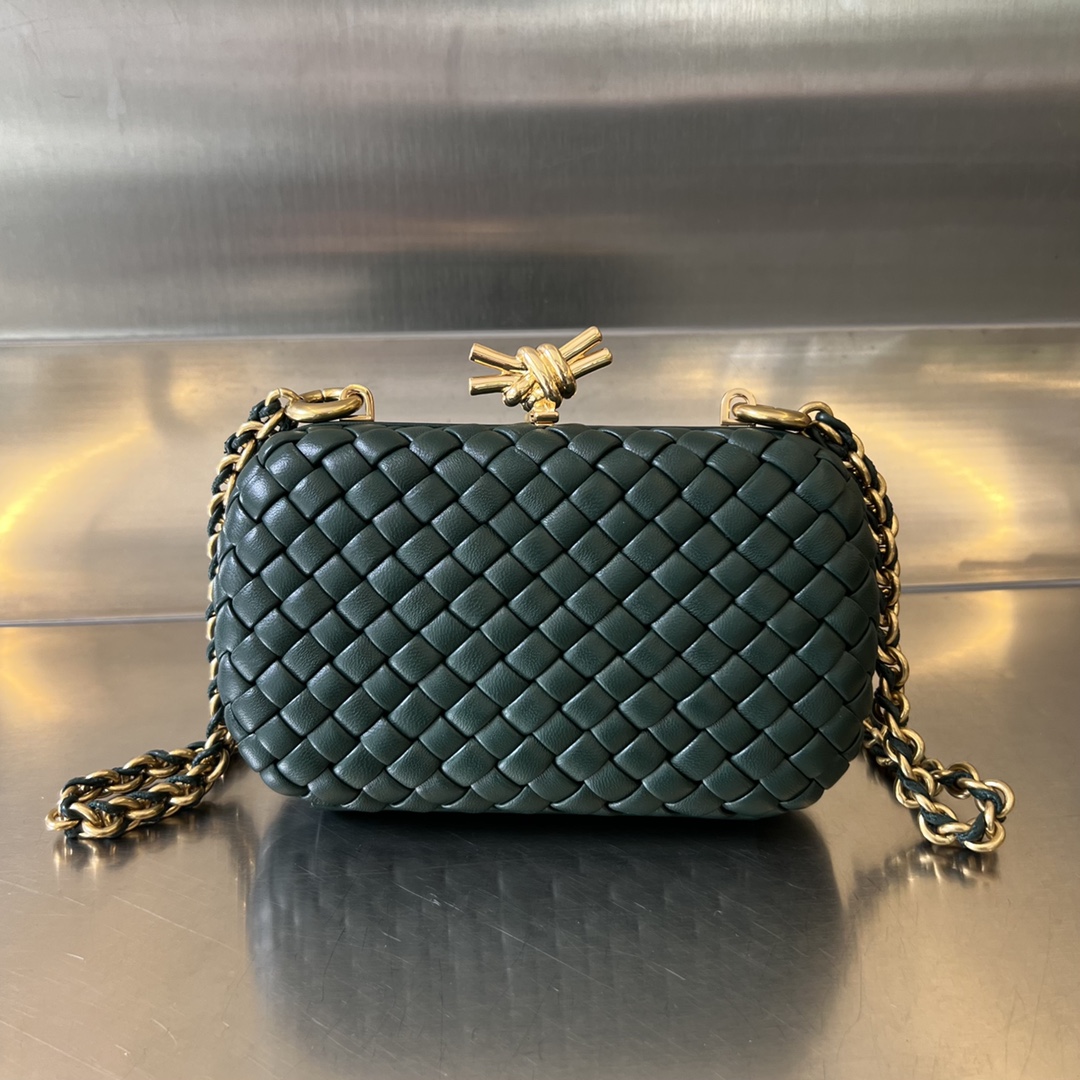 Knot Padded Intreccio Leather Clutch With Chain Raintree